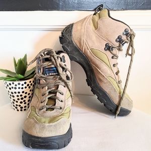 L.L. Bean Women's Hiking Boots Leather Suede 10